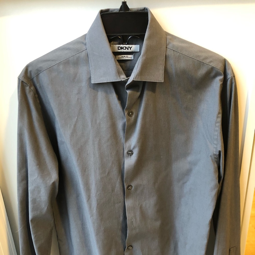 Men’s DKNY dress shirt button down slim fit small